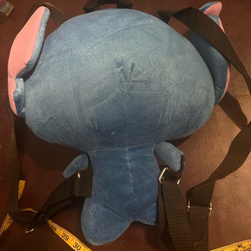 Stitch loungefly backpack - Picture 4 of 7